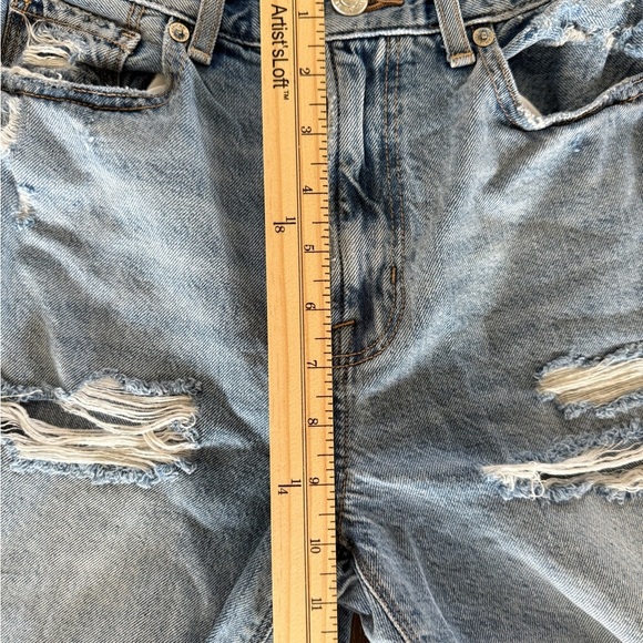 American Eagle Women’s Distressed Blue Jeans Size 0 - Picture 10 of 12